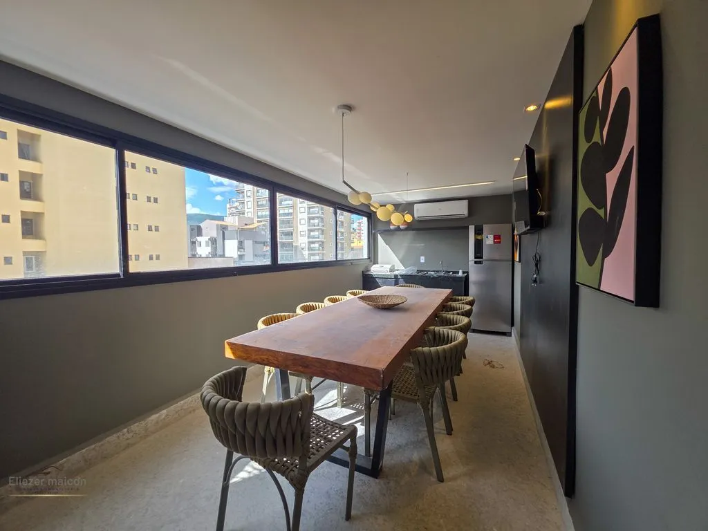 Imagem Apartamento alto padrão a venda com 3 suítes no Centro de Poços de Caldas