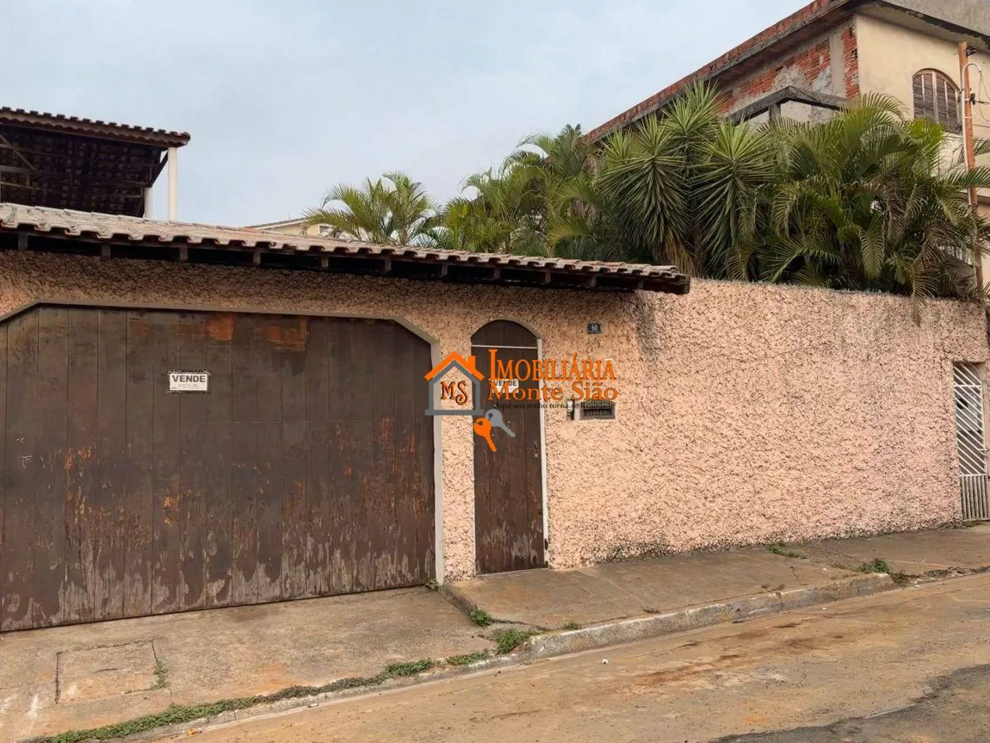 Foto do imóvel Casa com 4 dormitórios à venda por R$ 775.000 - Vila Cocaia - Guarulhos/SP