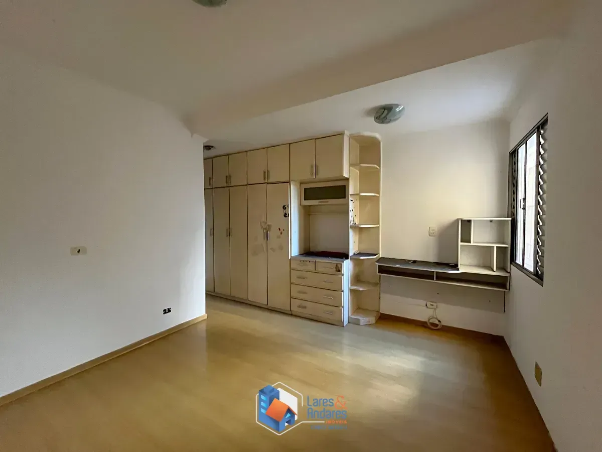 Imagem Sobrado para venda em Vila Vera com 3 quartos, sendo 1 suíte, 250m²