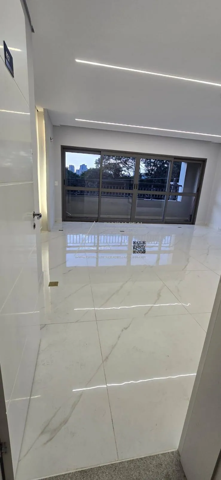 Imagem SALA COMERCIAL PARA VENDA OU LOCAÇÃO, NA VILA MATILDE
