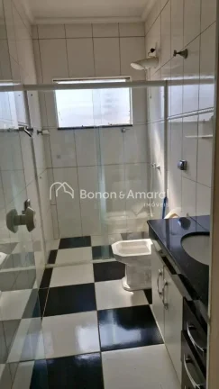 Imagem Casa à venda no Condomínio Campos do Conde em Paulínia. O piso inferior conta com sala para dois ...