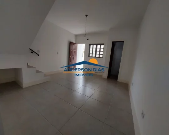 Imagem Sobrado com 2 suítes à venda, 85M² por R$ 380.000 - Jd. Primavera - Caraguatatuba/SP