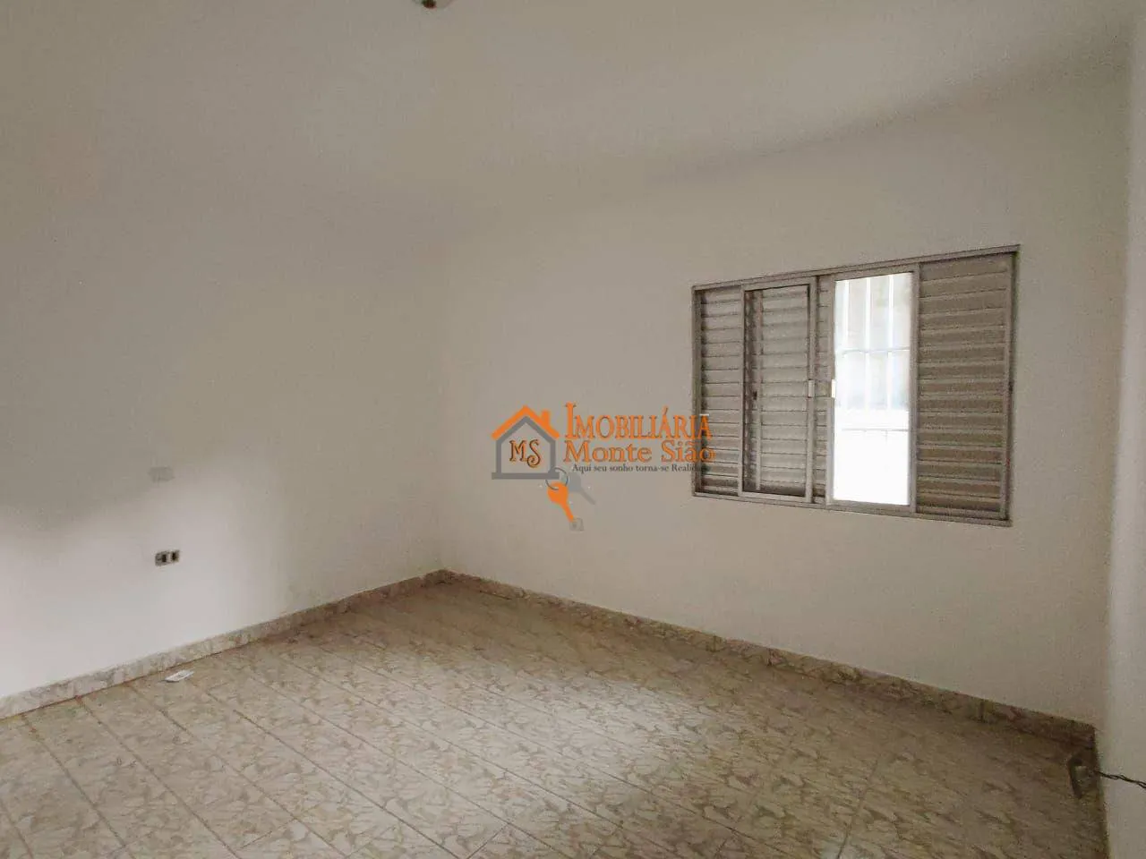 Imagem Sobrado com 5 dormitórios à venda, 300 m² por R$ 350.000,00 - Parque Primavera - Guarulhos/SP
