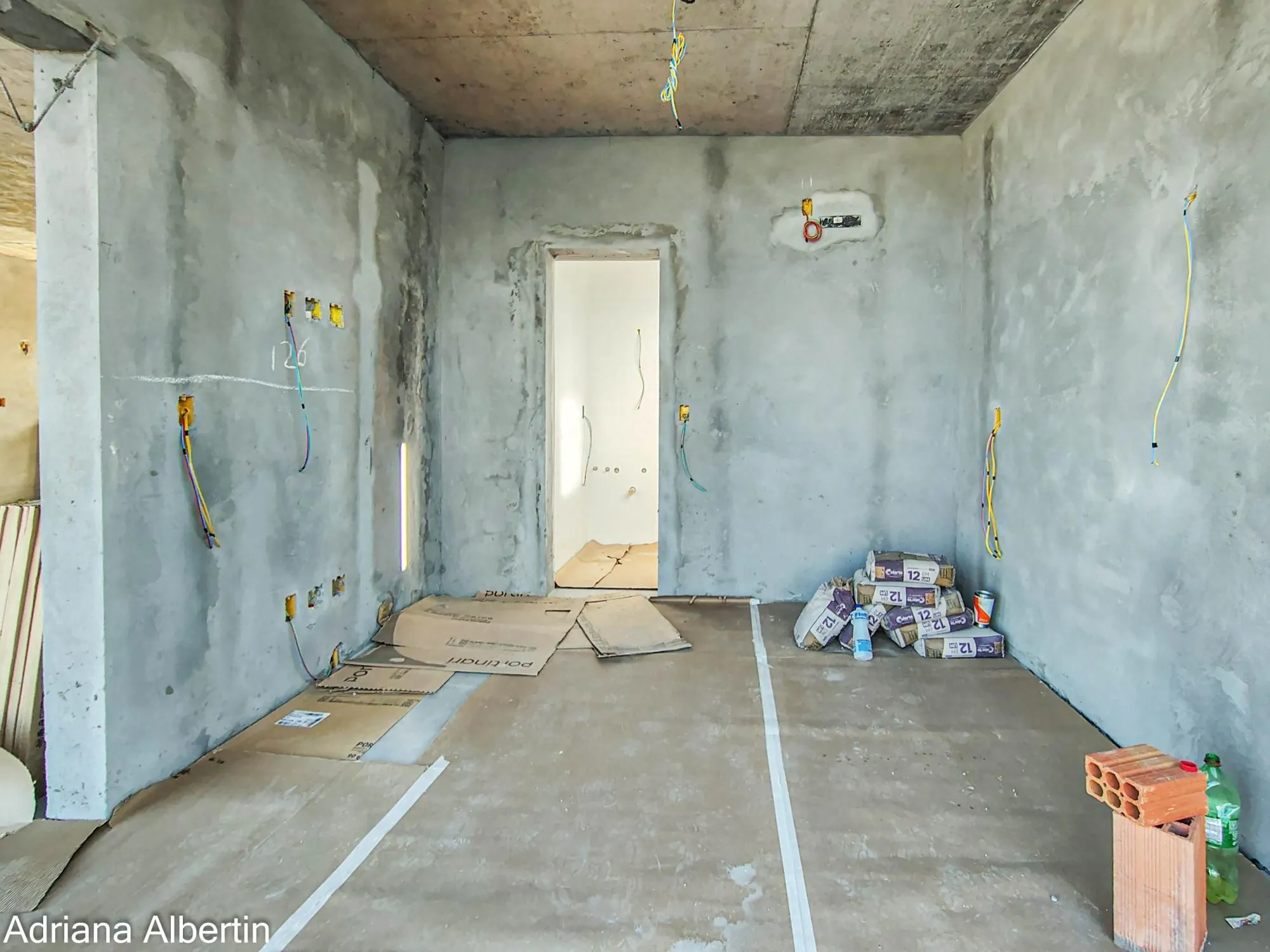 Imagem Casa térrea em condomínio na Estrada das Três Meninas - Alphaville