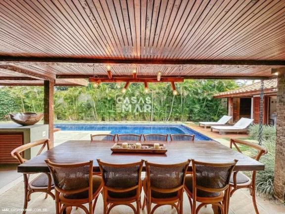 Imagem Magnífica Casa à Venda em Armação dos Búzios-RJ, Bairro Ferradura: 7 Quartos, 6 Suítes, 7 Banheiros, 2 Vagas, 540m²!