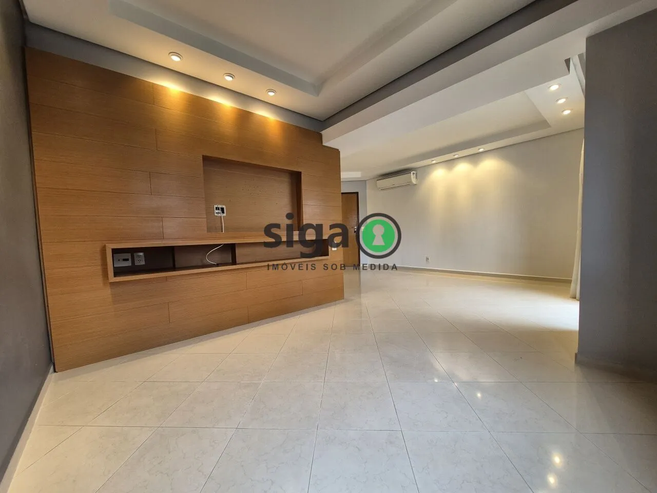 Imagem Apartamento à Venda com 3 Quartos na Chacara Santo Antônio