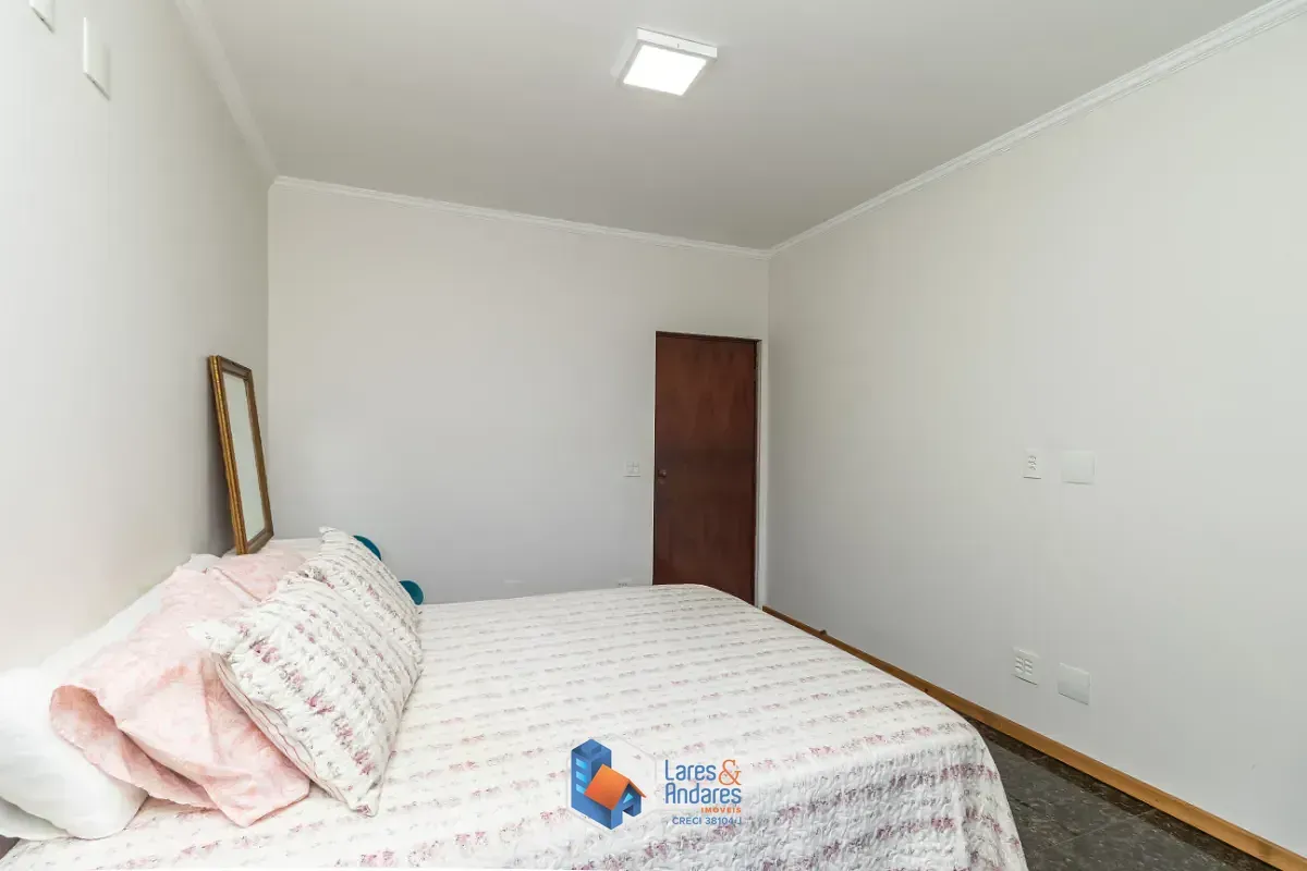 Imagem Sobrado para venda em Vila Lúcia com 3 quartos, sendo 1 suíte, 171m²