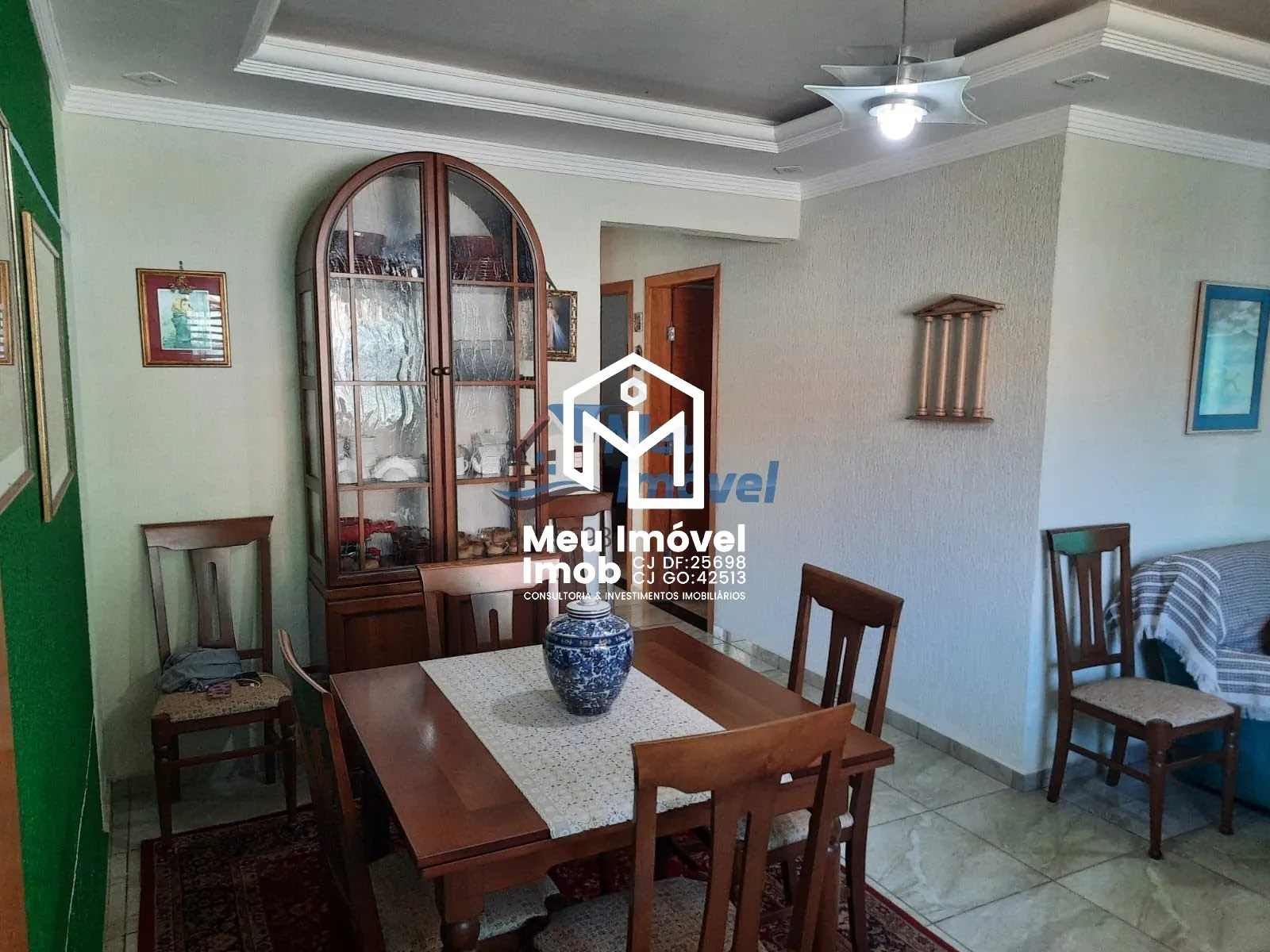 Imagem Casa 3 Quartos 1 Suíte 2 Vagas 900m² Valparaíso/GO