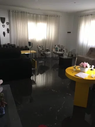 Imagem Sobrado com 3 dormitórios à venda, 290 m² por R$ 2.500.000,00 - Parque Residencial Itapeti - Mogi das Cruzes/SP