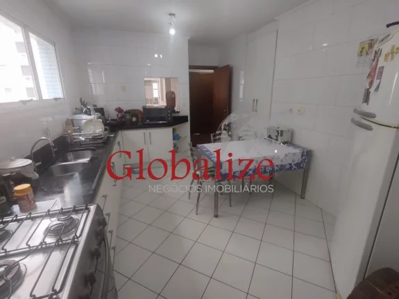 Imagem Apartamento dos seus sonhos com 3 suítes e dependência de empregada completa sendo 2 quadras da Praia na Pompéia em Santos (SP) por R$.1.400.000,00 !