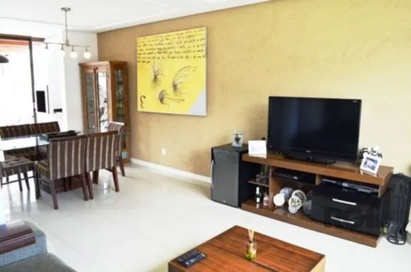 Imagem Casa para Venda - 140m², 3 dormitórios, sendo 1 suites, 1 vaga - Hípica
