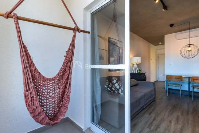Imagem Apartamento para locação, totalmente decorado, pronto para morar, com 2 dormitórios, 1 banheiro s...
