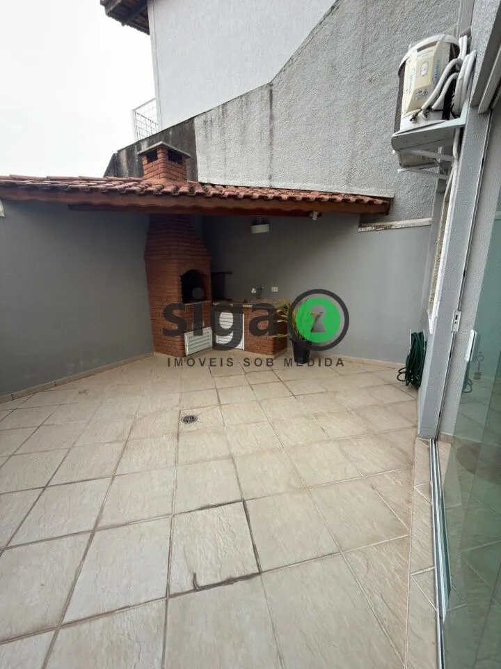 Imagem Sobrado de Alto Padrão na Penha - 3 Suítes - 4 Vagas - Autossuficiente em Energia
