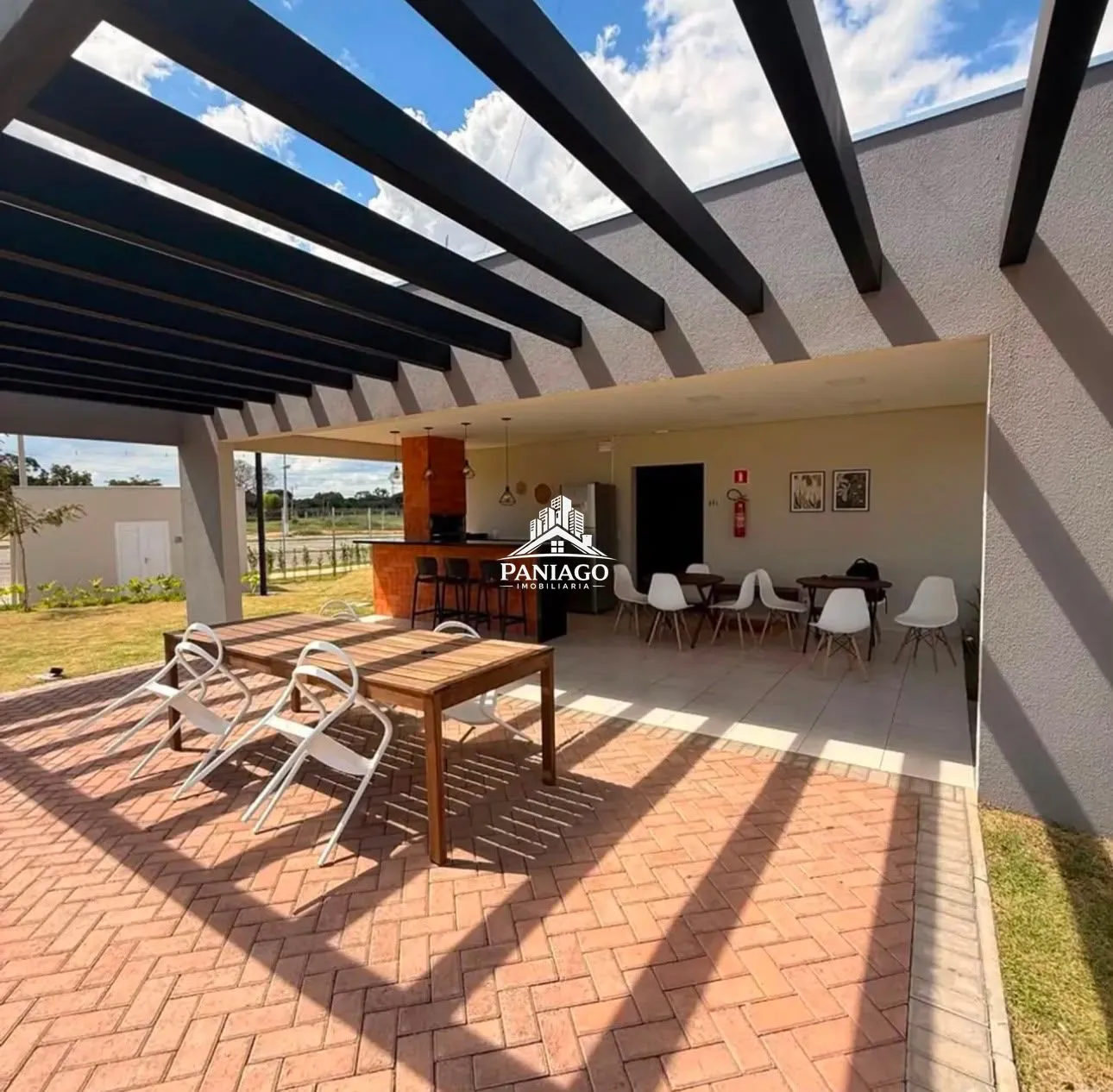 Imagem Casa Mobiliada para Alugar no Condomínio Guará Pacaembu | 2 Quartos | Cuiabá MT