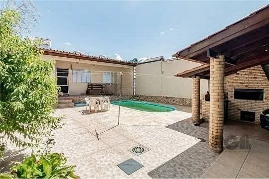 Imagem casa de 260m², bairro Costa e Silva