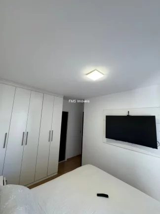 Imagem Apartamento à venda com 2 quartos sendo 1 suíte e 1 vaga no Cambuci.