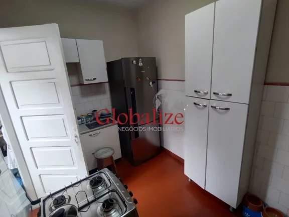 Imagem Lindíssimo apartamento de 2 dormitórios com garagem coletiva e bicicletário no coração do Gonzaga em Santos São Paulo por R$.350.000,00 !