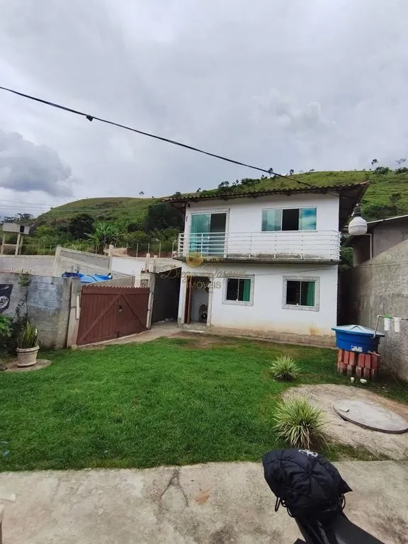 Foto do imóvel Casa para Venda em Teresópolis / RJ em Estrada Adelino Dias