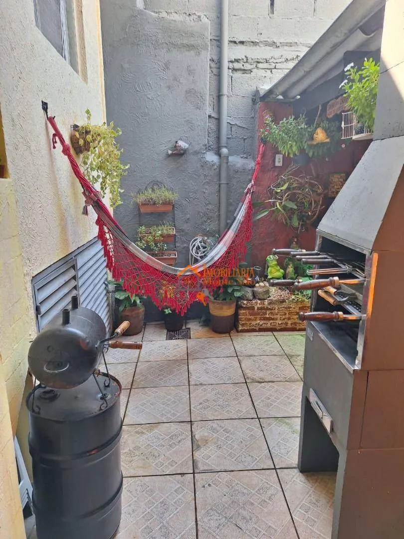 Imagem Casa com 3 dormitórios à venda, 118 m² por R$ 650.000,00 - Cidade Maia - Guarulhos/SP