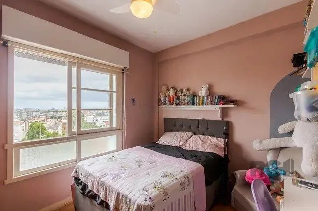 Imagem Apartamento 02 dormitórios no Bairro Floresta em Porto Alegre