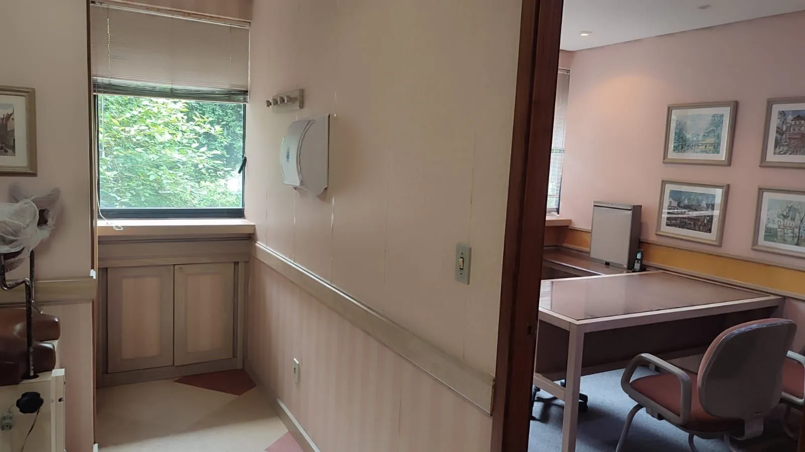 Imagem Conjunto comercial com 2 salas, prontas para atendimento, Moinhos de Vento
