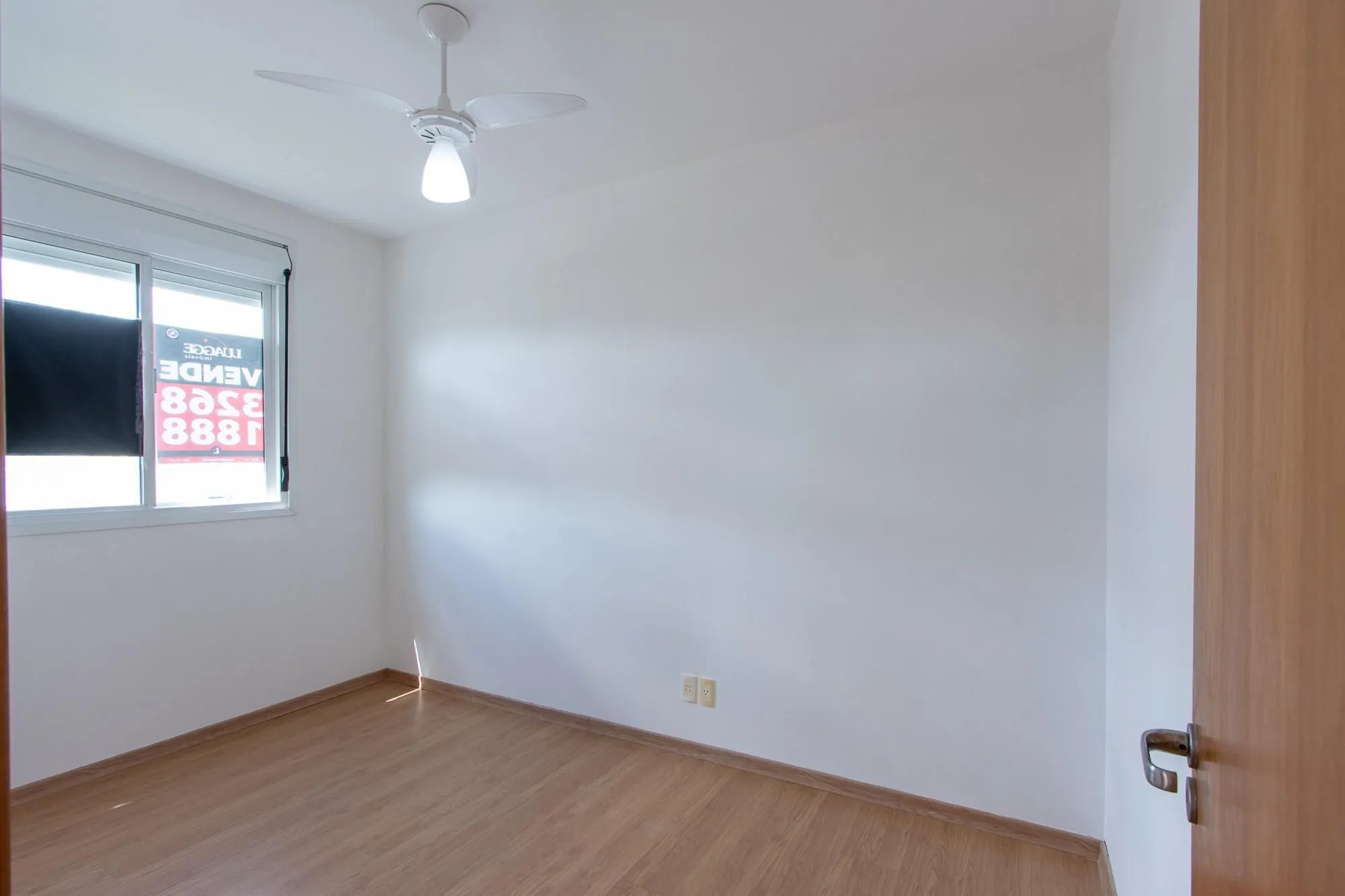 Imagem Apartamento de 3 dormitórios, 1 banheiro e uma vaga de garagem.