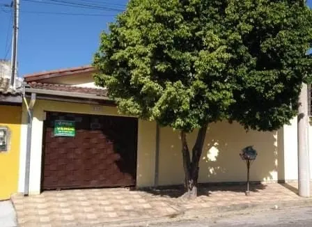 Imagem Casa à venda 4 Quartos, 2 Vagas, 250M², Beta, Pindamonhangaba - SP