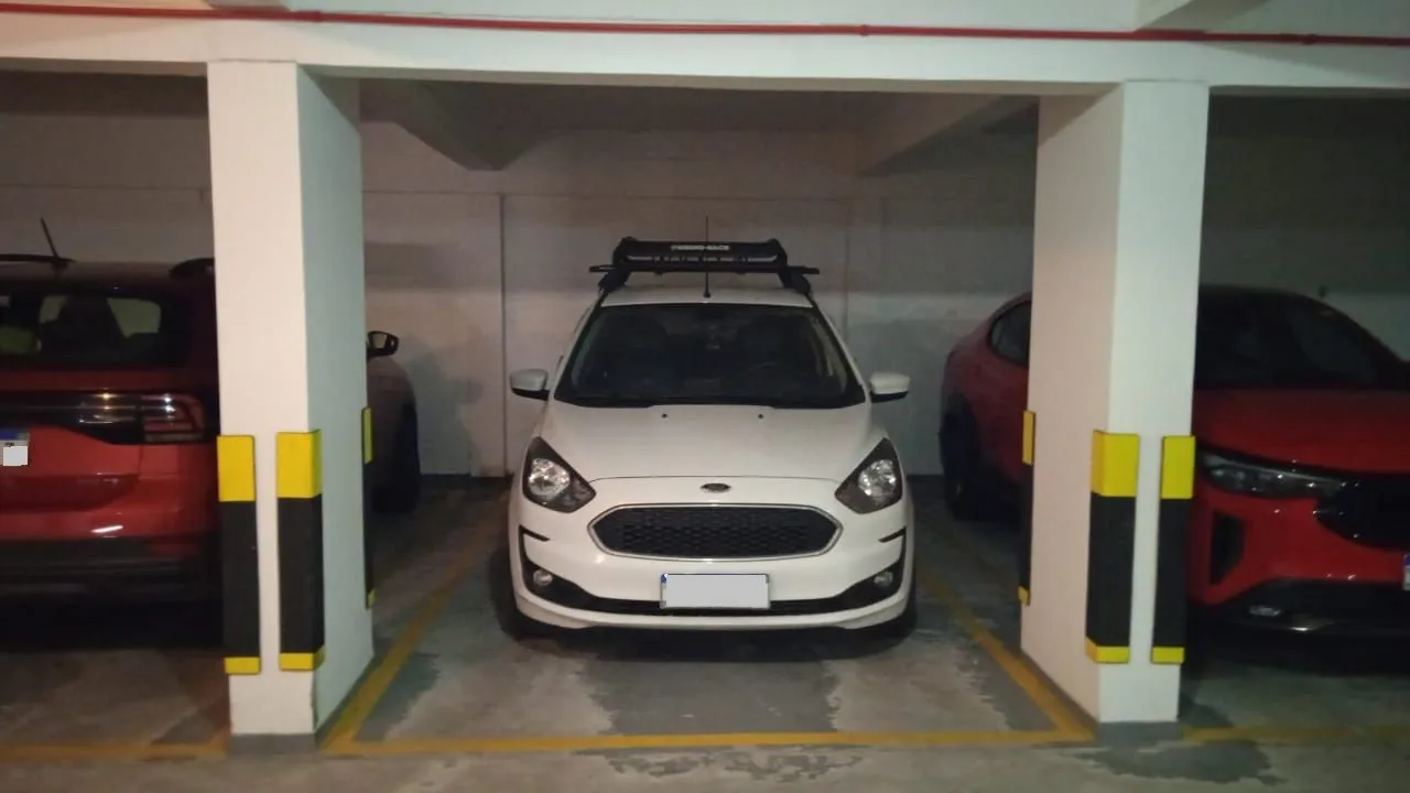 Imagem Sala Comercial com vaga para um carro escriturada