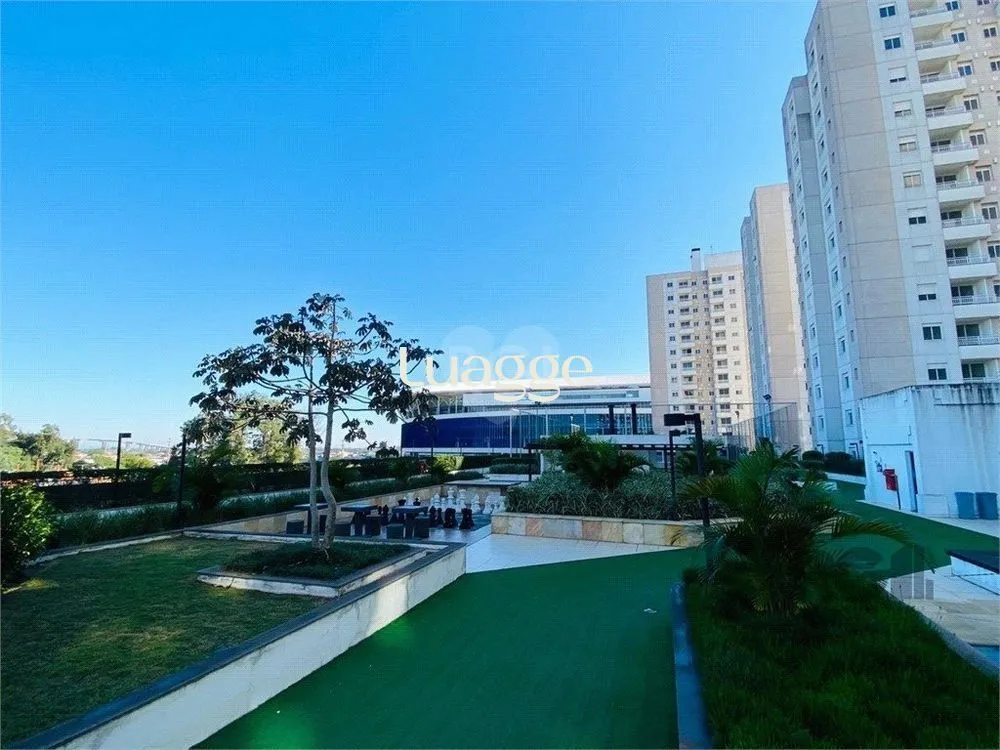 Imagem Apartamento de 3 dormitórios transformado em 2, 1 suíte e living com churrasqueira.