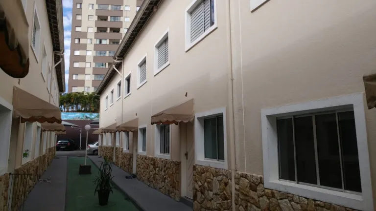 Casa de Condomínio com 2 Quartos à Venda, 52 m² em Cidade Líder - São Paulo