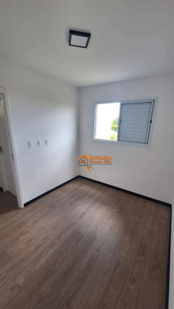 Imagem Apartamento com 2 dormitórios à venda, 46 m² por R$ 250.000,00 - O Pequeno Coração - Itaquaquecetuba/SP