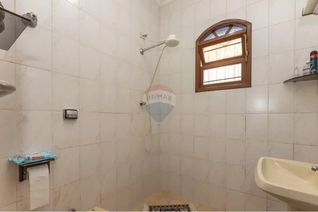 Imagem Casa Térrea 300m² 3 Dormitórios 5 Vagas com jardim e Área Gourmet Edícula