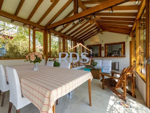 Imagem Linda casa 1120 m