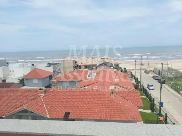 Imagem Cobertura à venda no Centro de Xangri-Lá/RS - 4 Dormitórios, 1 suíte