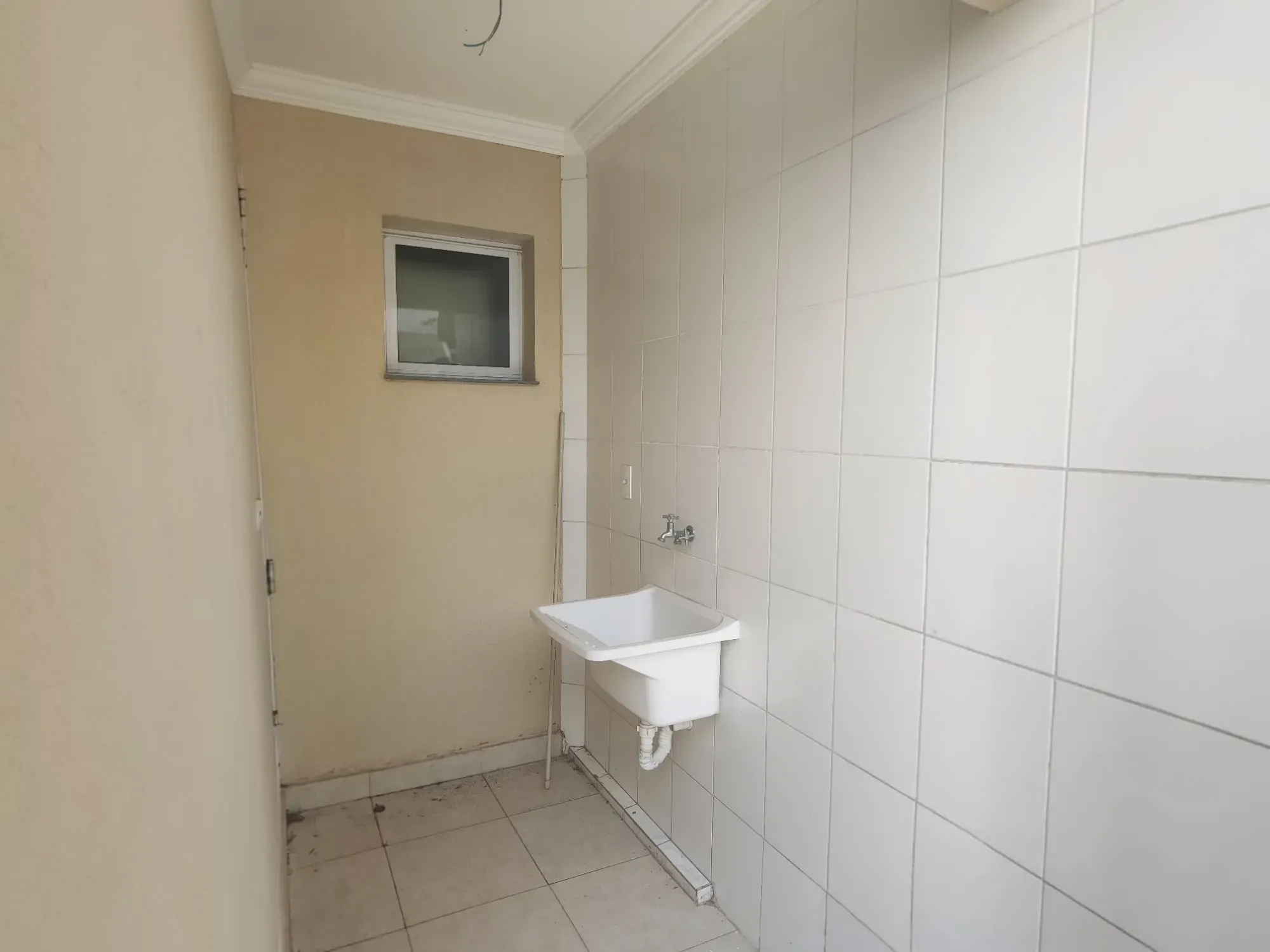 Imagem Casa de Condomínio com 2 Quartos para Alugar, 57,33 m² em Jardim Colônia - Jacareí