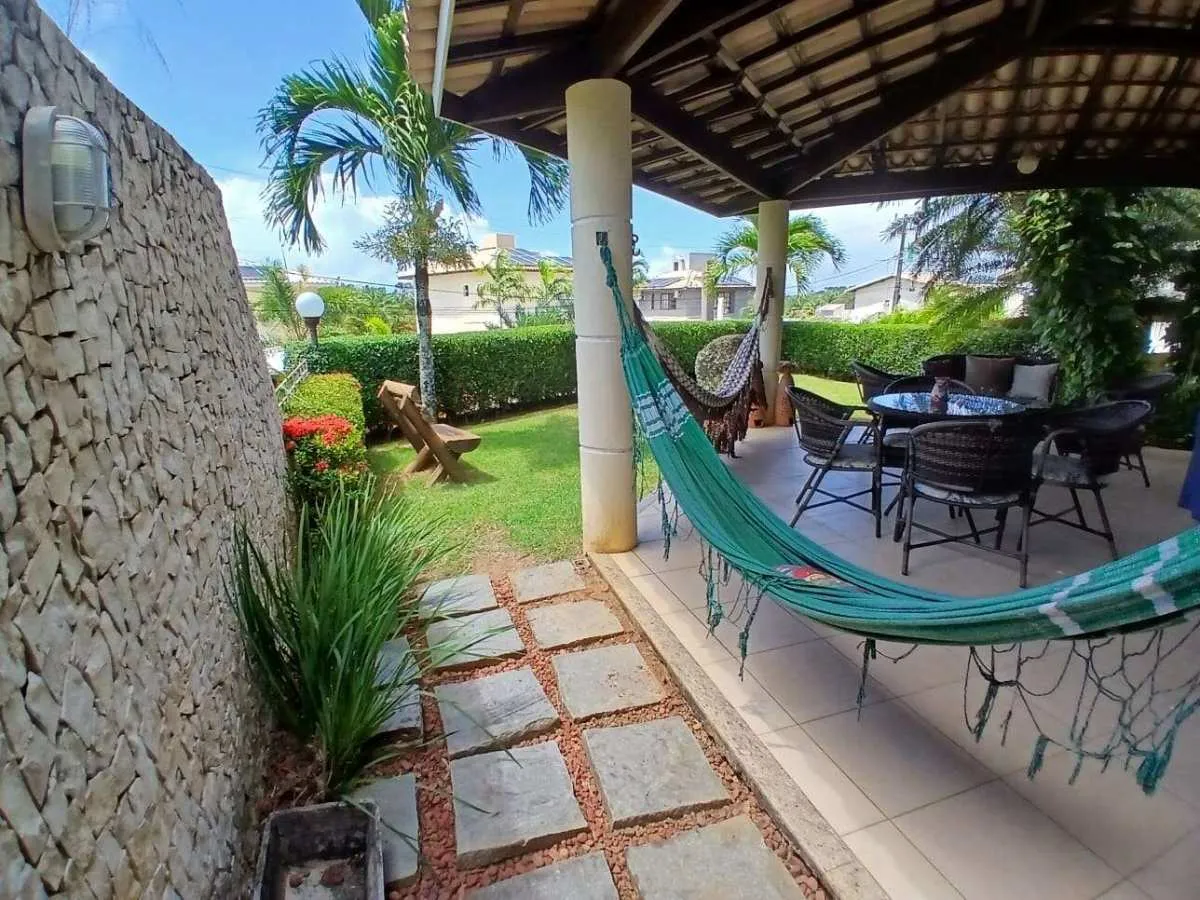 Foto do imóvel Casa de condomínio à venda em Lauro de Freitas, Portão, com 4 quartos, 399m2 em Rua Tubarão