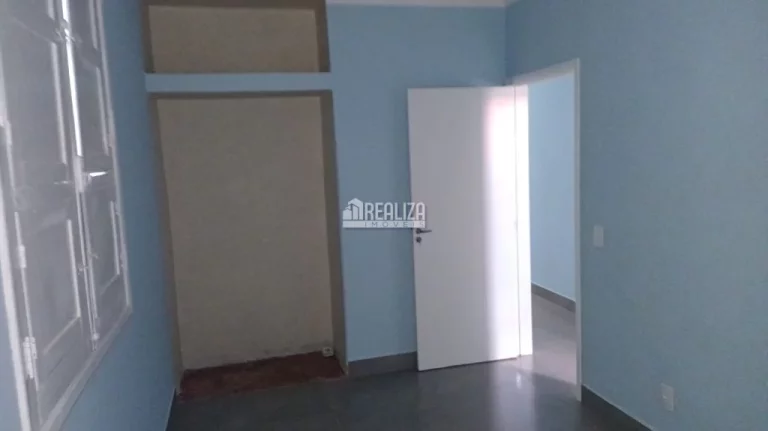 Imagem Casa para alugar no Conjunto Sete Colinas, em Uberaba | 3 dormitórios, 2 banheiros