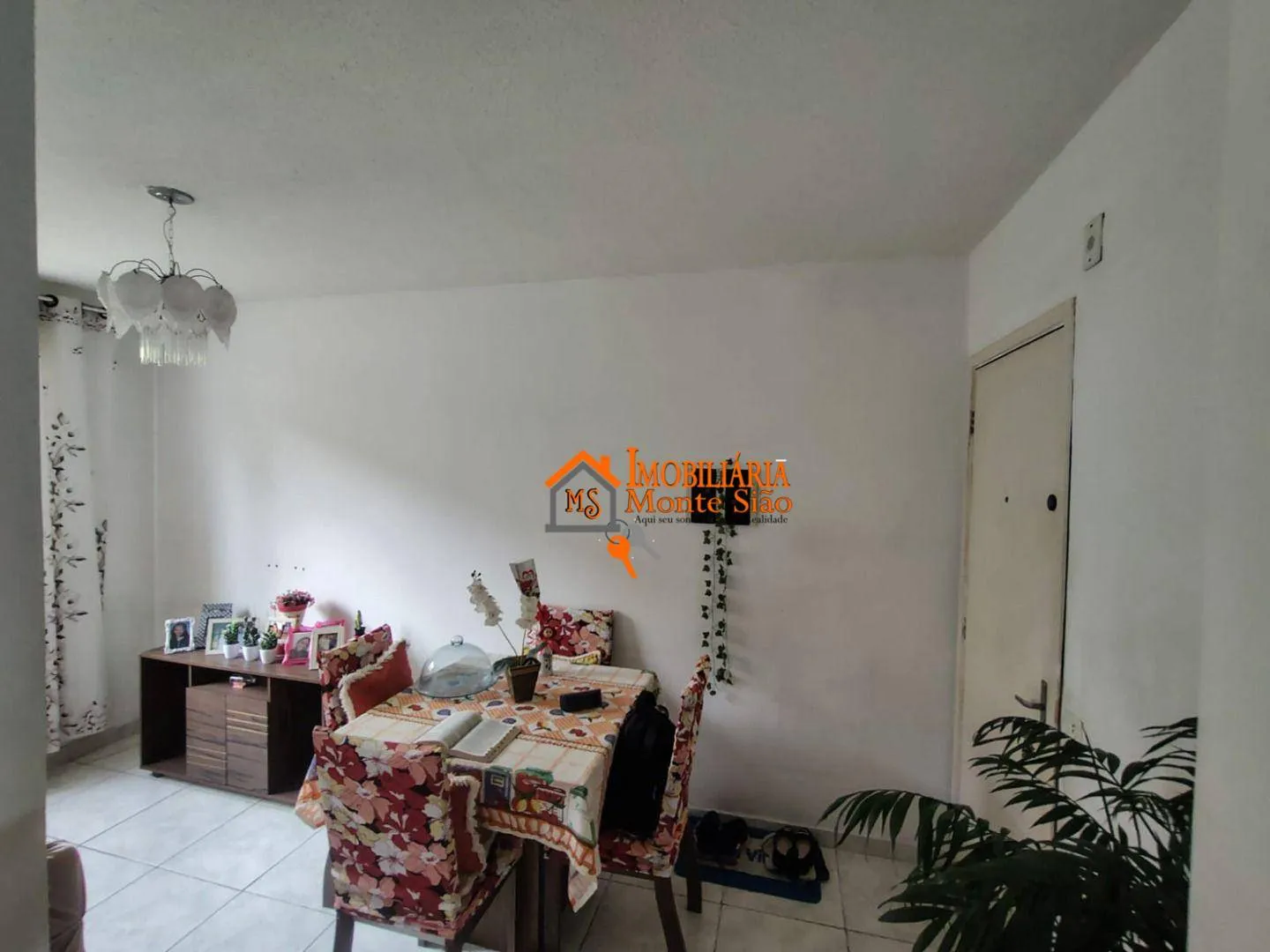Imagem Apartamento com 2 dormitórios à venda, 49 m² por R$ 192.000,00 - Jardim Nova Cidade - Guarulhos/SP