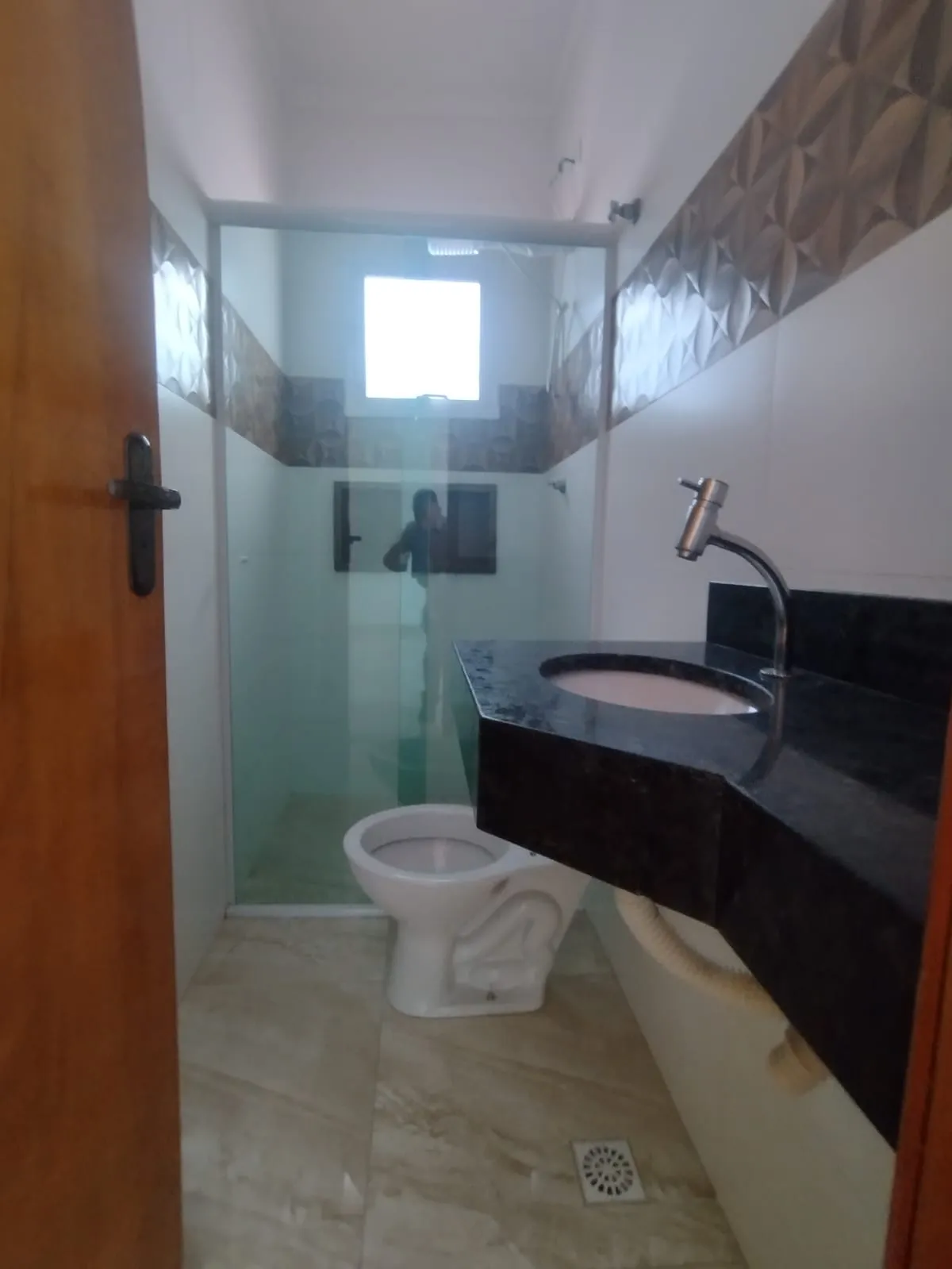Imagem Fantástica casa em condomínio na Guilhermina - Praia Grande