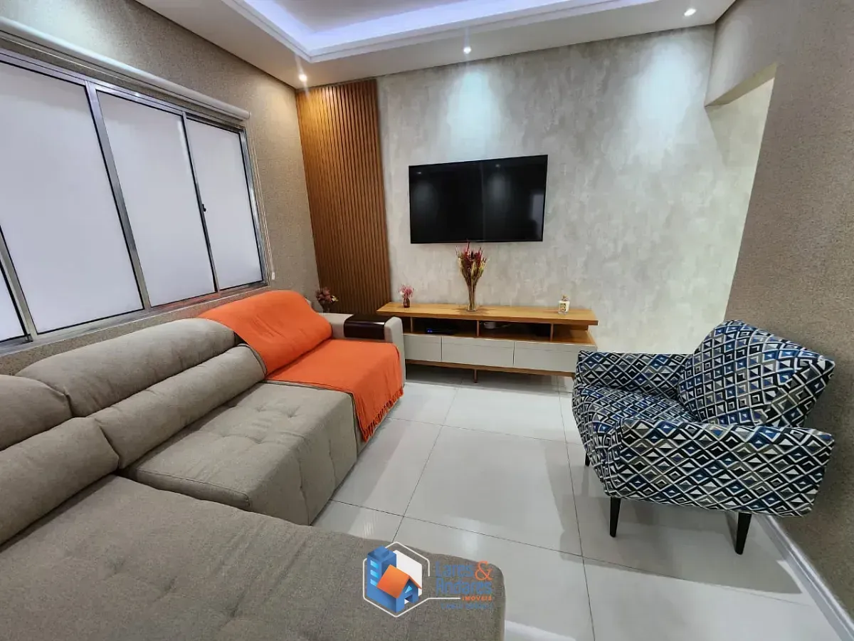 Imagem Sobrado para venda em Freguesia do Ó com 3 quartos, sendo 1 suíte, 280m²