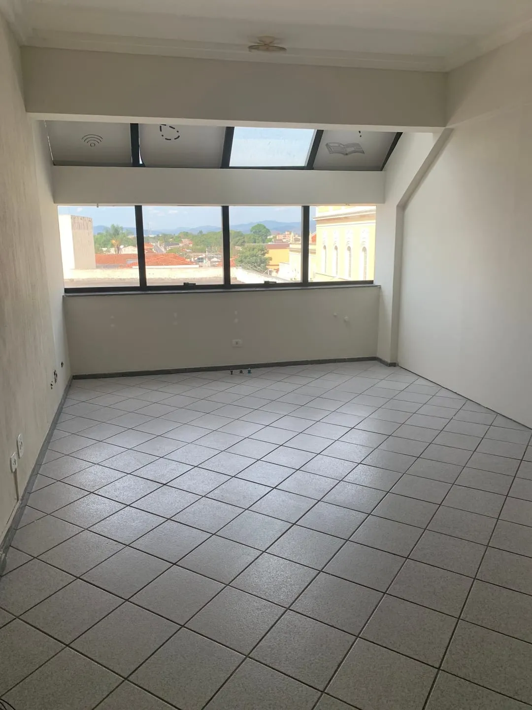 Imagem Comercial à venda 40M², Centro, Pindamonhangaba - SP | condominio antonio cozzi