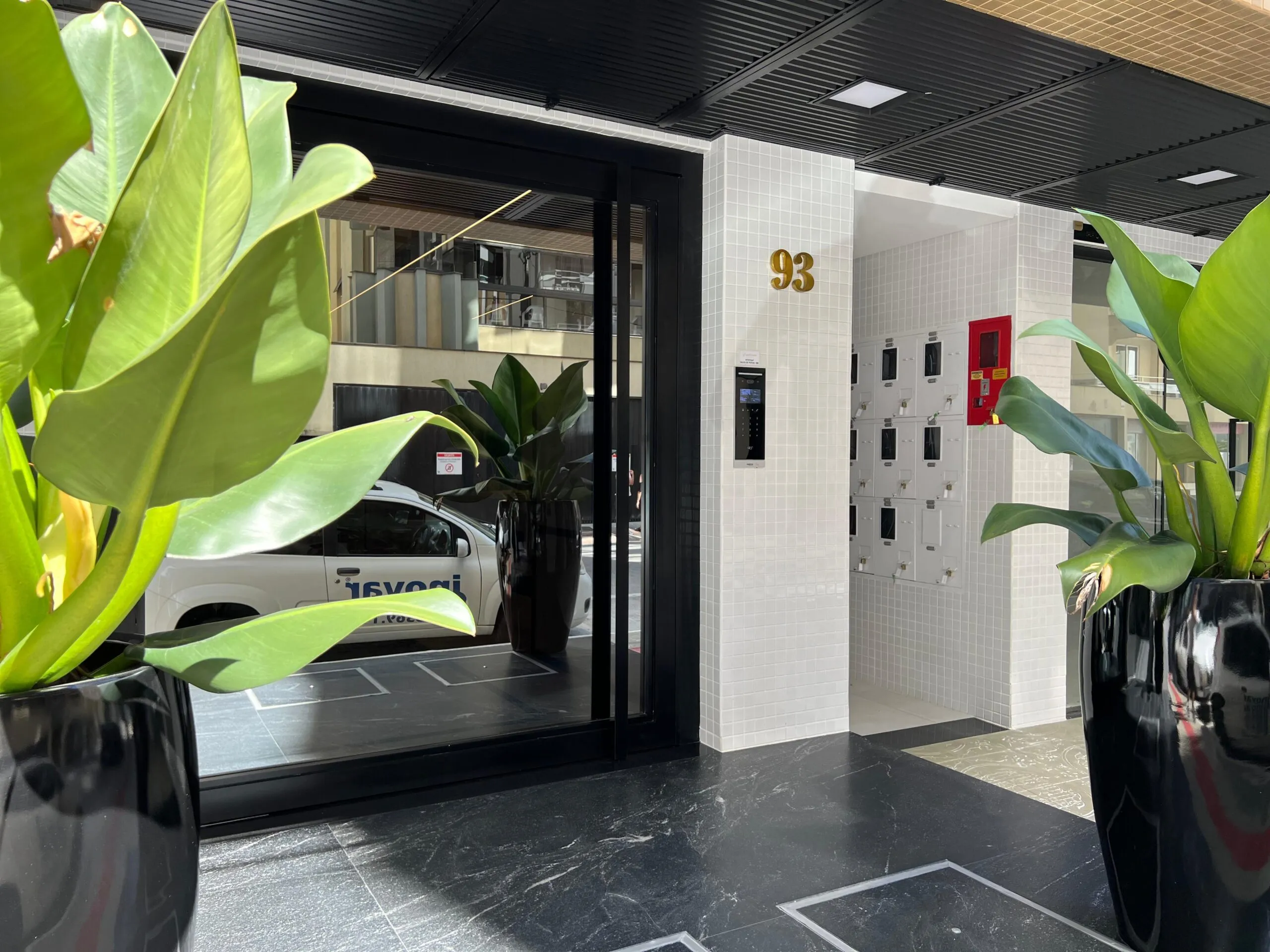 Imagem Apartamento com vista para o mar à venda com 129.31m2 por R$ 2.550.000,00