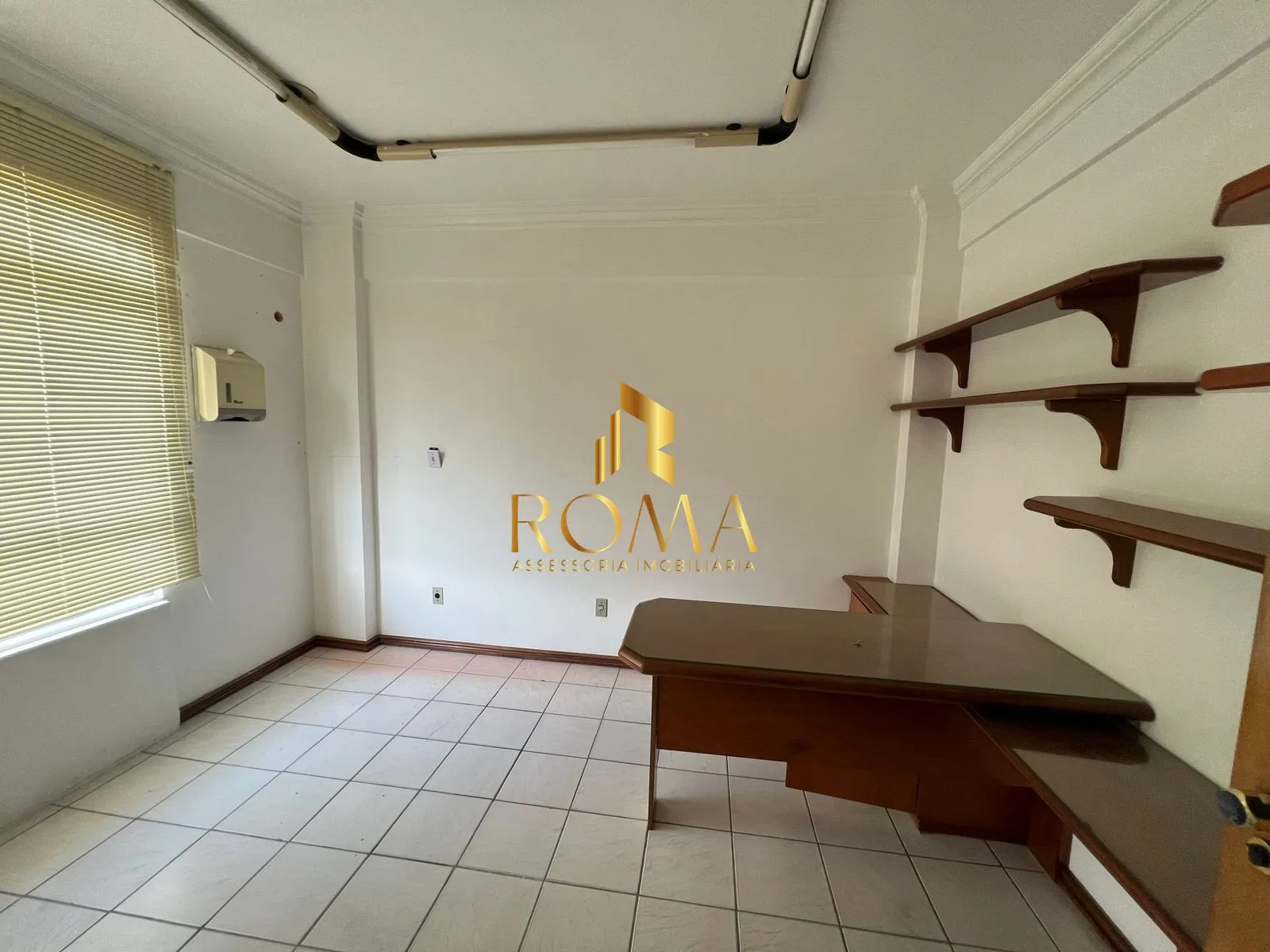 Imagem Sala Comercial na Avenida Presidente Vargas