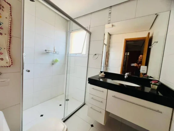 Imagem Apartamento 4 dormitórios ( 3 suítes), 3 vagas, Alto Padrão, Villa Sorrento