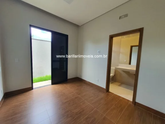 Imagem Linda Casa Térrea à Venda em Condomínio de Luxo em Ribeirão Preto-SP, no Bairro Villa Romana II: 3 Quartos, 3 Suítes, 2 Salas, 5 Banheiros, 4 Vagas, 191m². Venha Conhecer!
