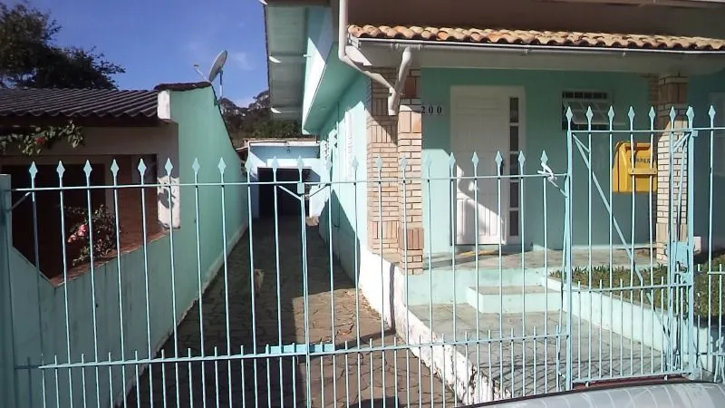 Imagem Casa para Venda com 6 dormitórios e 4 vagas no bairro Espirito Santo