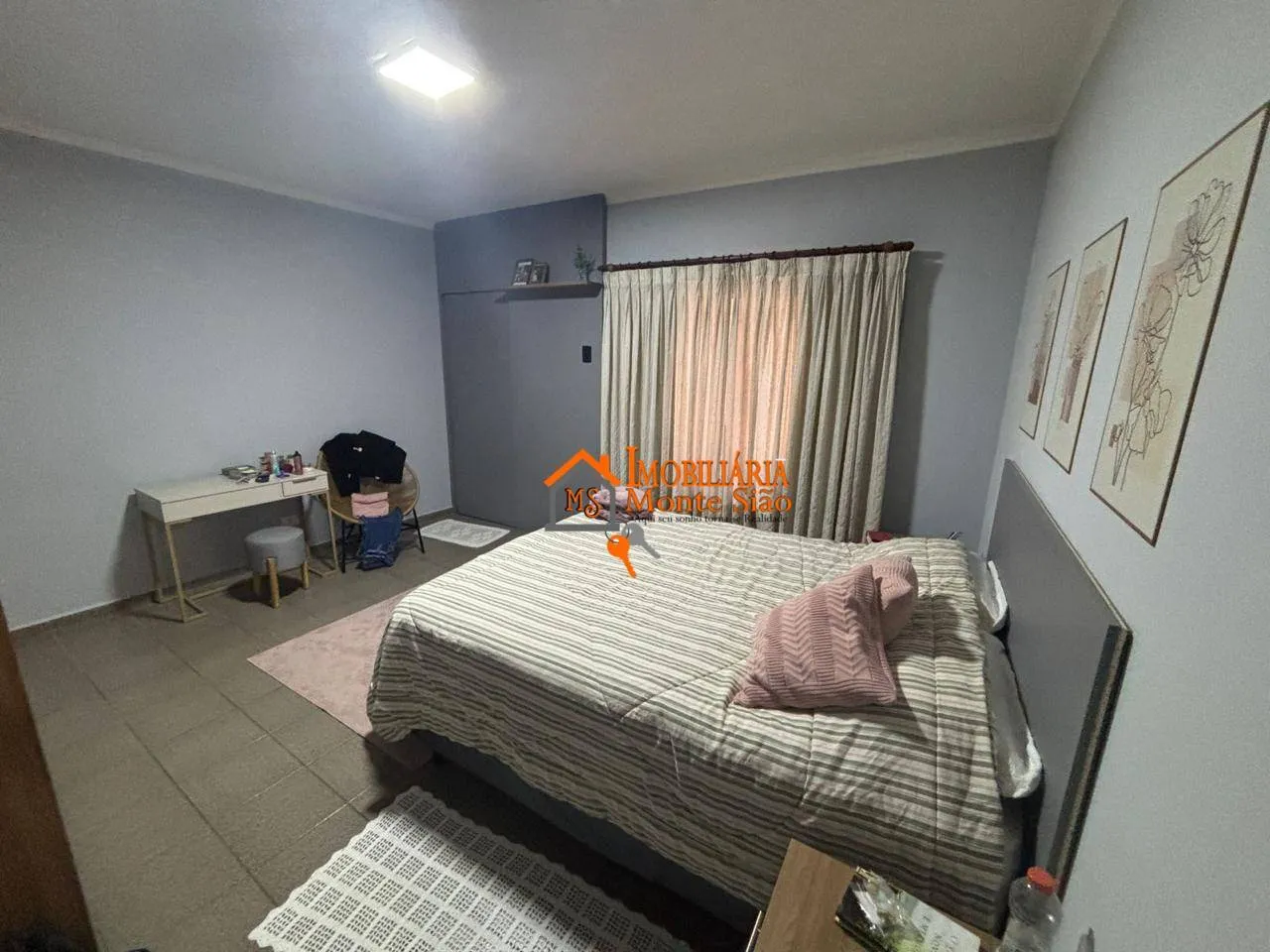 Imagem Sobrado com 4 dormitórios à venda, 100 m² por R$ 730.000,00 - Bela Vista - Guarulhos/SP