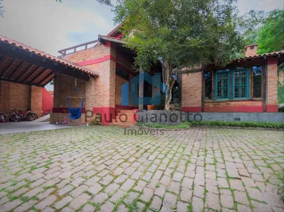 Imagem Casa Rústica, linda, Térrea c/ piscina e gourmet!
