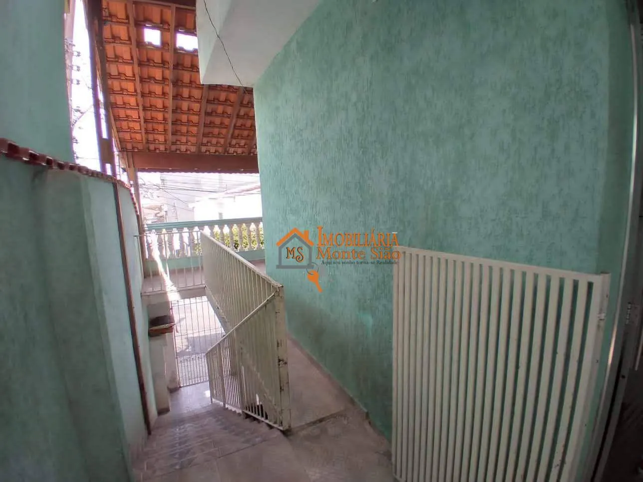Imagem Casa com 6 dormitórios à venda, 270 m² por R$ 800.000,00 - Jardim Moreira - Guarulhos/SP