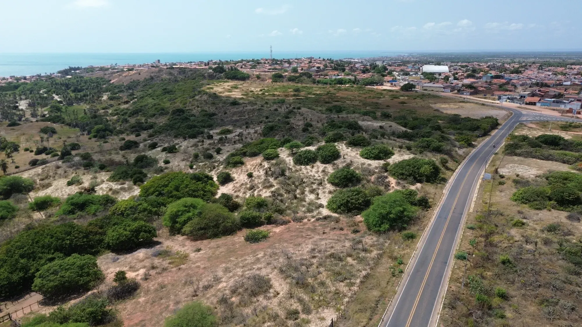 Foto do imóvel: Área de 27 Hectares à Venda em Tibau/RN  Localização Privilegiada Próxima à Praia